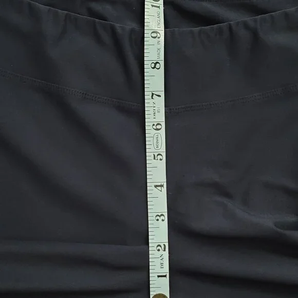 Nike Black Retro Capris Wide Leg Yoga Pants Medium - Picture 6 of 9